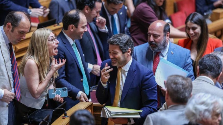 Ventura afirma que o Chega não se vende após voto contra a reforma laboral