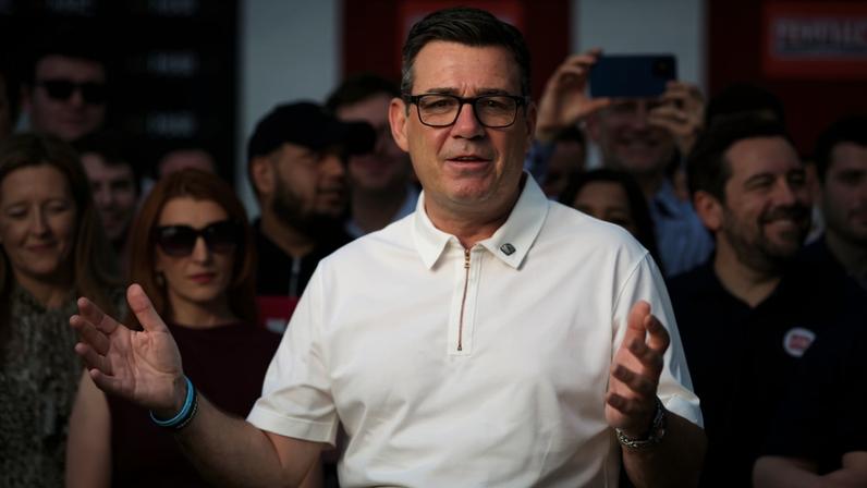 Rei do Norte vence e desafia liderança de Starmer