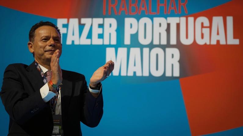 "Eu estou tudo menos preocupado com o meu futuro político", diz Montenegro