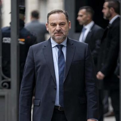 Ex-ministro de Sánchez condenado a mais de 23 anos por corrupção