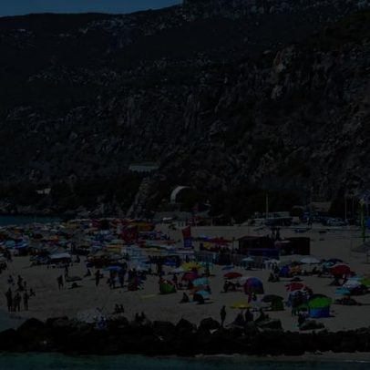 PCP questiona Governo sobre ação judicial que reivindica cinco praias da Arrábida