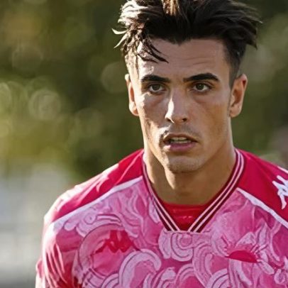 Diretor desportivo do Huesca afirma que tentaria contratar Ismael Sierra