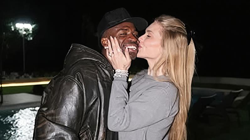 Vinícius Júnior não gostou de ouvir adeptos brasileiros insultarem Virgínia: «O respeito mantém-se»