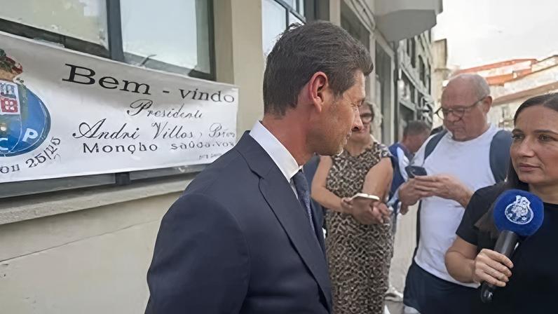 Villas-Boas responde a Varandas sobre o 'caso Luis Suárez': «Um absurdo da criatividade do presidente do Sporting»