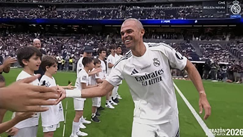 Pepe nega convite para adjunto de Mourinho e não descarta regresso ao Madrid