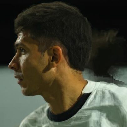 Jovem talento egípcio apresenta-se no Benfica e viaja para Portugal