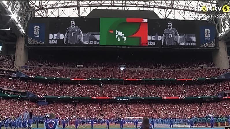 Sempre presente: imagem de Diogo Jota foi exibida no ecrã em Houston após hino nacional