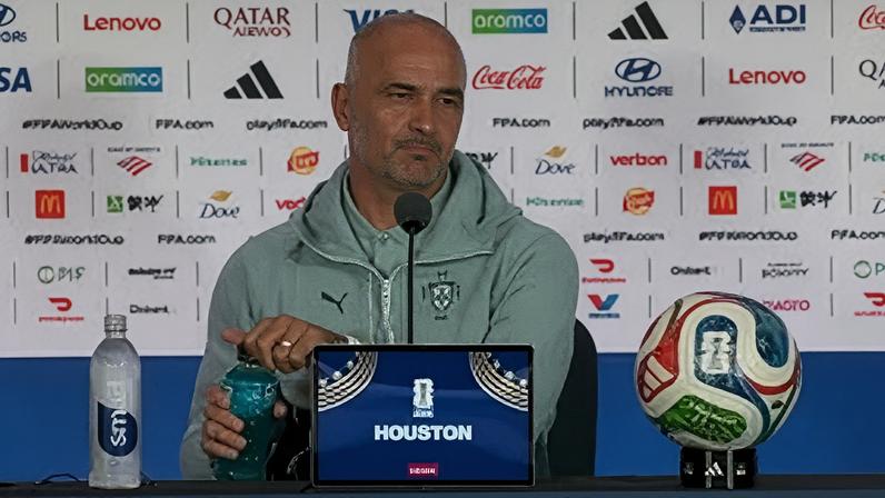 Roberto Martínez não espera receber rosas após empate no primeiro jogo