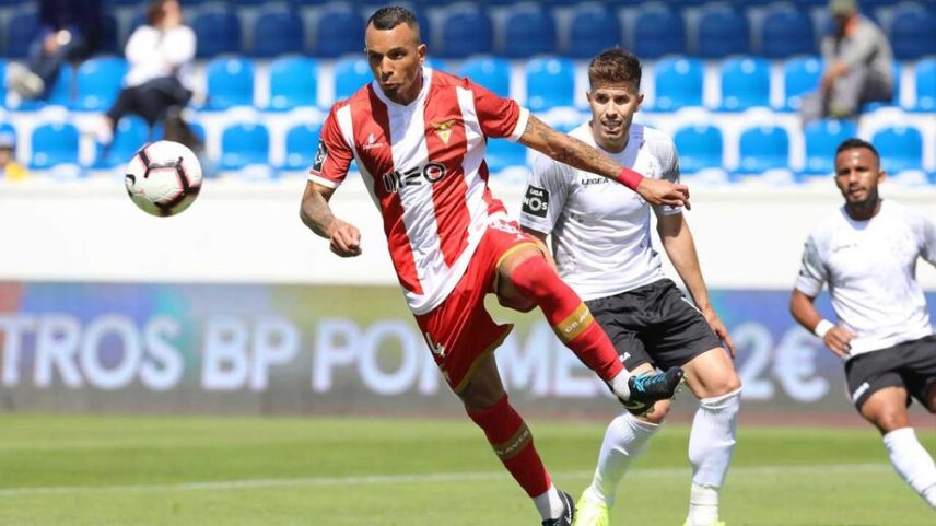 Diego Galo regressa aos relvados como reforço do Mirandela