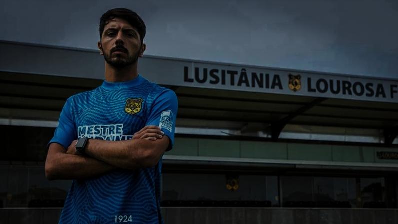 Marco Ribeiro renova contrato com o Lusitânia de Lourosa até 2027