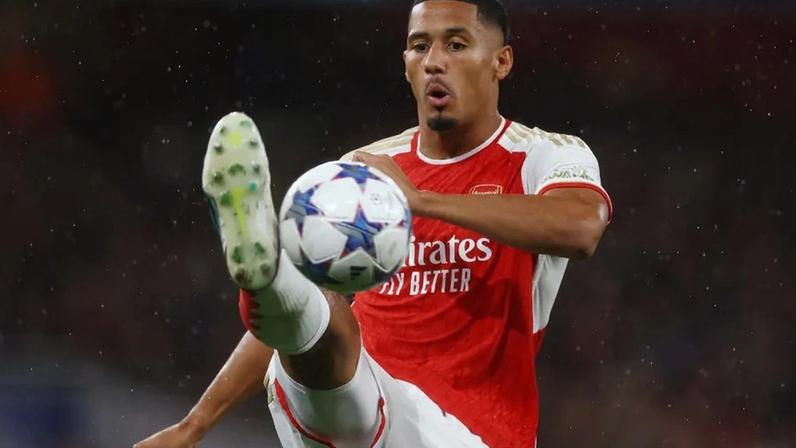 Condição física de Saliba preocupa a seleção francesa