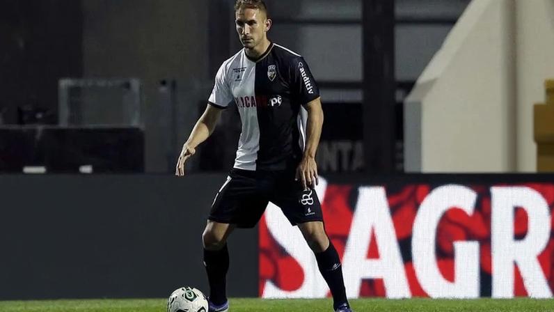 Gonçalo Silva vai reforçar o Farense