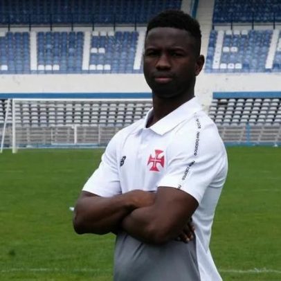 Midana Sambú renova contrato com o Belenenses