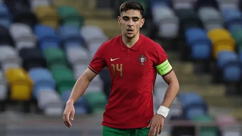 Diogo Monteiro mira estreia pela Seleção Nacional de sub-21