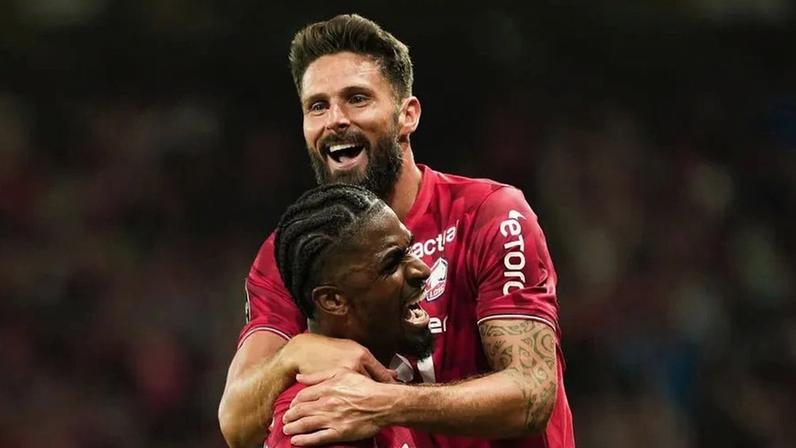 Giroud renova com o Lille por uma temporada