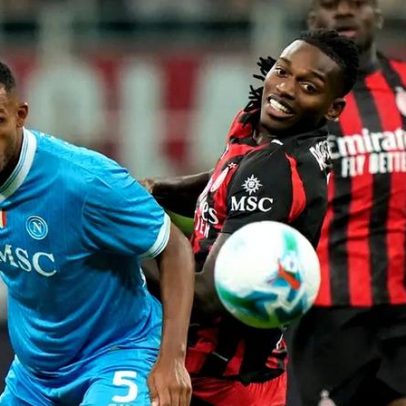 Central Juan Jesus fica fora dos planos da SAD do Sporting