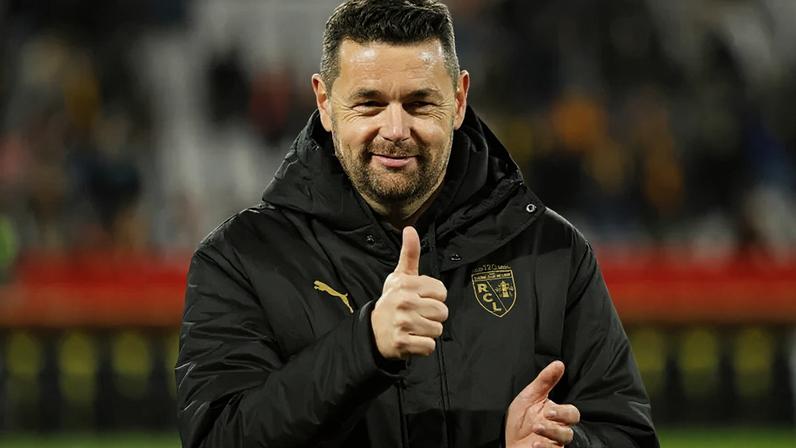 Pierre Sage, treinador do Lens