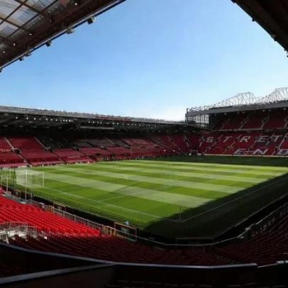 Manchester United compra terreno para estádio de 100 mil lugares