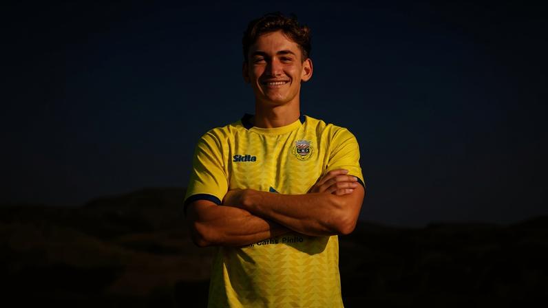 Mateo Flores regressa ao Arouca a custo zero