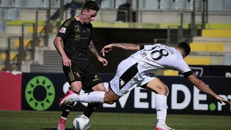 Raúl Blanco e Max Svensson participam na pré-temporada do Casa Pia