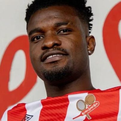 Semeu Commey rescinde com o E. Amadora e pode assinar pelo Leixões