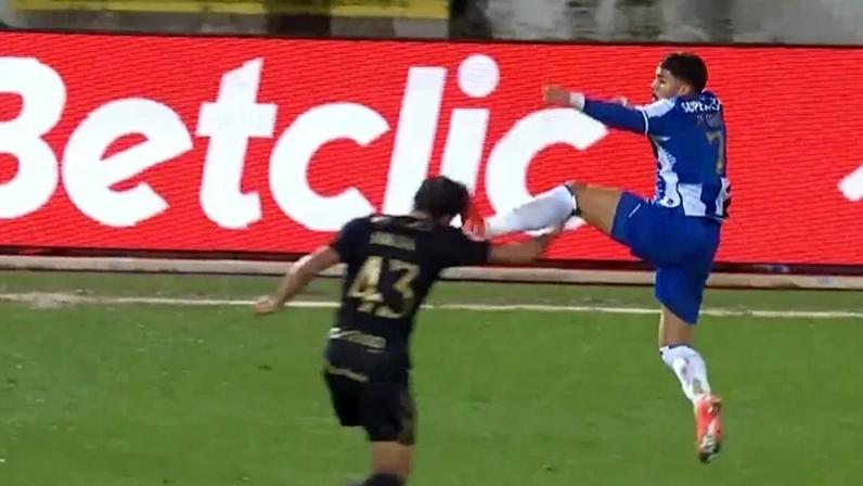 William Gomes livre para 2026/27 após redução de suspensão para 1 jogo