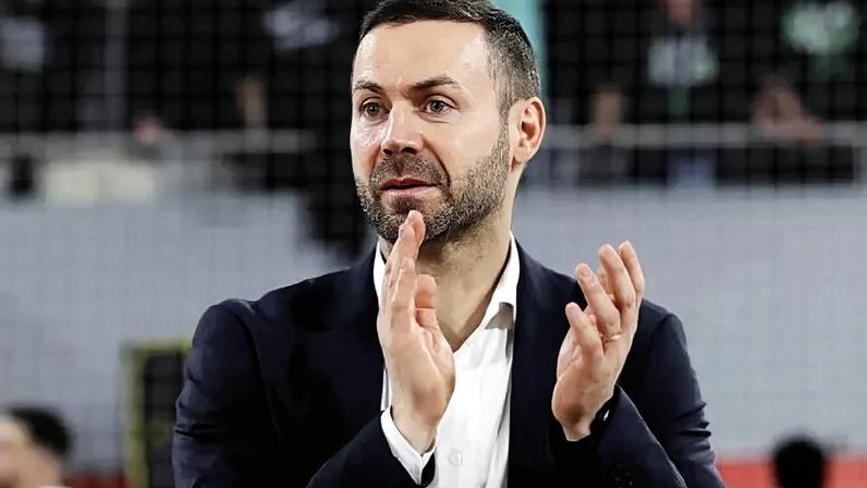 Benfica apura-se para a final da Liga Placard