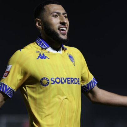 Begraoui ainda sem chamada sobre transferência para Saint-Étienne