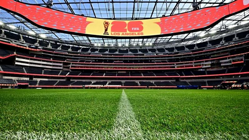 FIFA recua e proíbe garrafas de água, vazias, nos estádios do Mundial