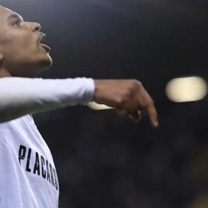 Noah Saviolo é reforço do Trabzonspor