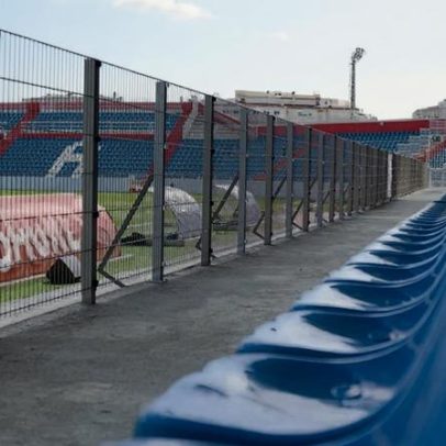 Alverca inicia substituição do relvado do Complexo Desportivo