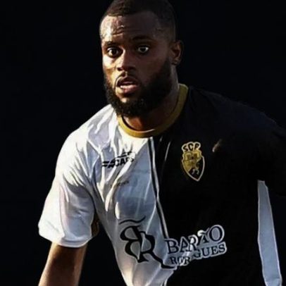 Yannick Semedo não permanece ao serviço do Farense