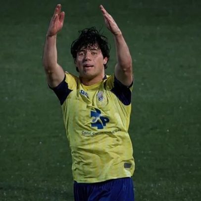 Pablo Gozálbez renova contrato com o Arouca até 2029