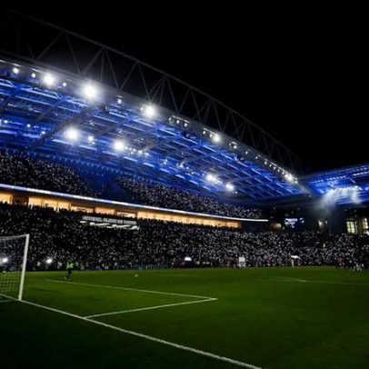 Rangers apresentam queixas após visita ao Dragão; UEFA avisa FC Porto