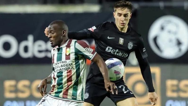 Bruno Langa em jogo contra o Sporting