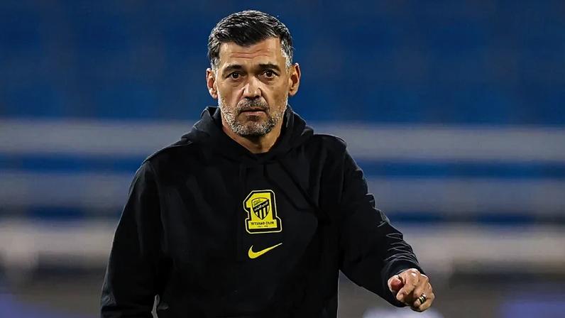 Sérgio Conceição abandona clube saudita