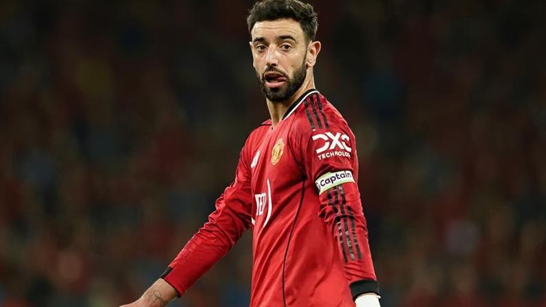 Bruno Fernandes nomeado para jogador do ano pela PFA