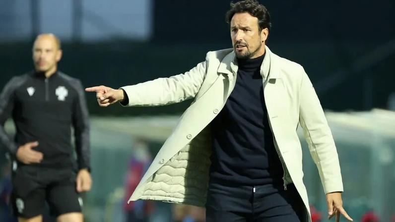 César Peixoto, treinador do Gil Vicente, durante o jogo com o Rio Ave