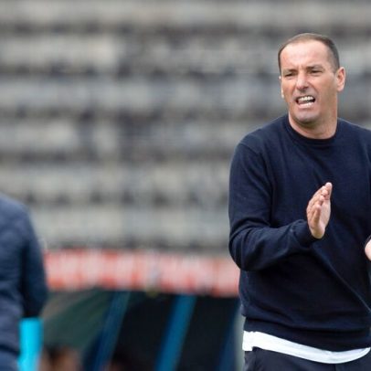 Santa Clara procura lateral esquerdo no mercado de reforços