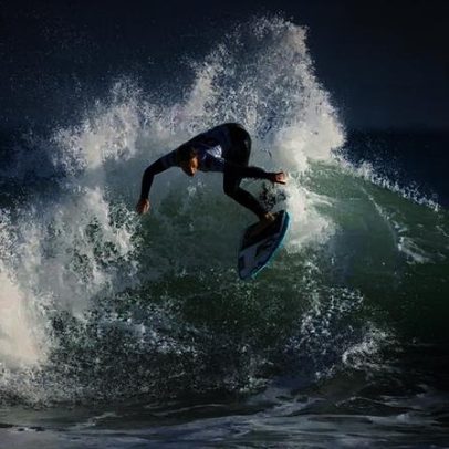 Surfista Yolanda Hopkins falha quartas de final em El Salvador
