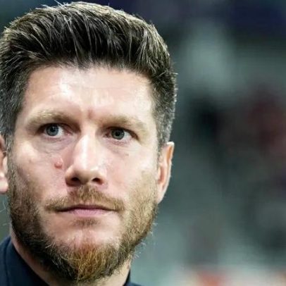 Sébastien Pocognoli deixa o comando técnico do Monaco