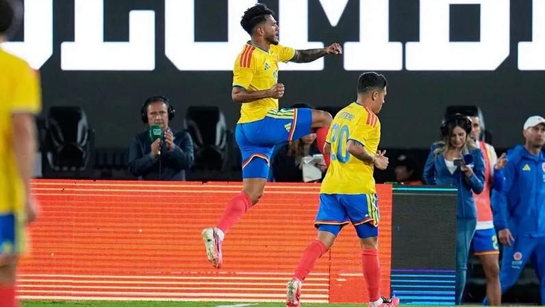 Luis Suárez chega ao Mundial com ritmo goleador: seis jogos seguidos