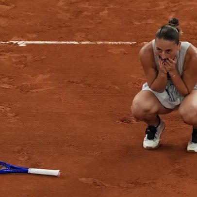 Marta Kostyuk é a primeira ucraniana nas meias-finais de Roland Garros