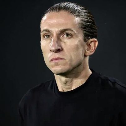 Mónaco disposto a pagar multas de até 25 mil euros por jogo para Filipe Luís