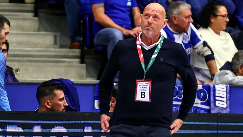 Magnus Andersson deixa equipa de andebol do FC Porto ao fim de sete temporadas