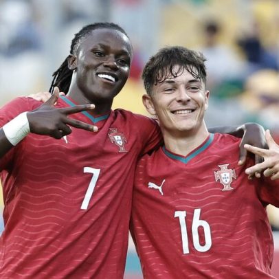 Portugal vence Irlanda do Norte por 4-0 e mantém-se imbatível