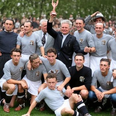 França 1938: campeões da cabeça aos pés