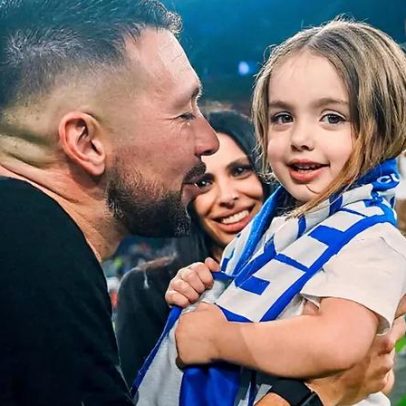 Farioli partilha momentos especiais vividos no FC Porto com a família portista