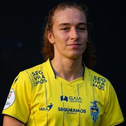 Kiki assina pelo Valadares após saída do Benfica