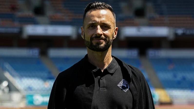 José Mourinho muda para sempre o paradigma do treinador, diz António Barbosa